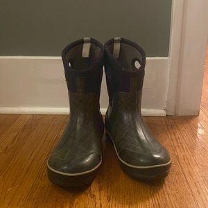 Bogs Neo Classic Mid insulated winter boot